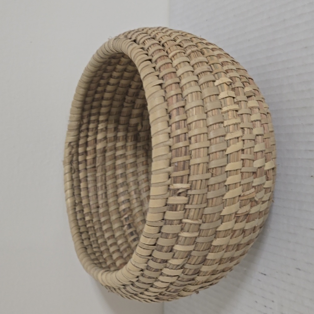 South Carolina Handwoven Sweetgrass Basket - Picture 16 of 16